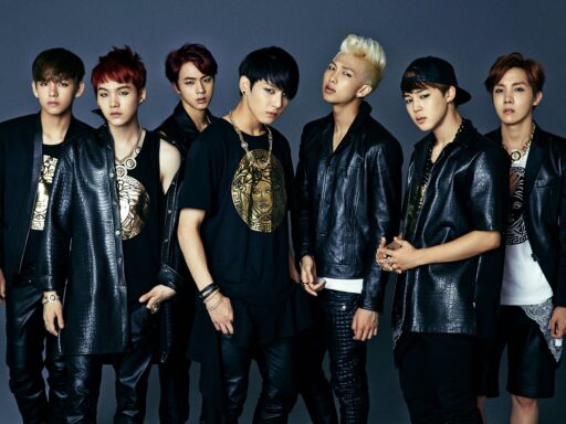 Imagen ilustrativa de BTS (Bangtan Boys) - Tiny Kpop Idol Profile