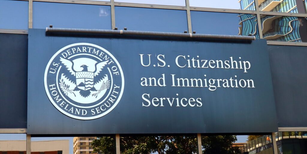 Carga pública inmigración Estados Unidos