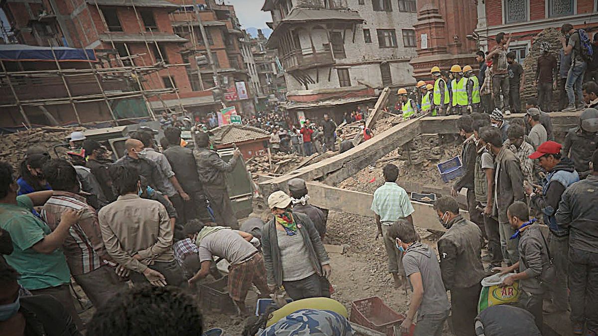 Catástrofe en Nepal: rescates límite y miles de desaparecidos