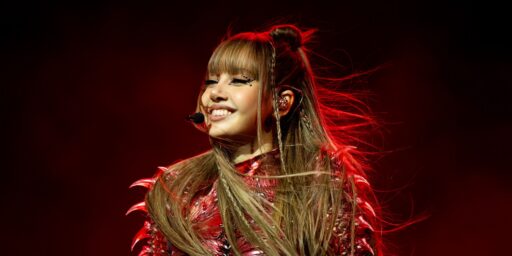 lisa revela costo — Foto: Pitchfork