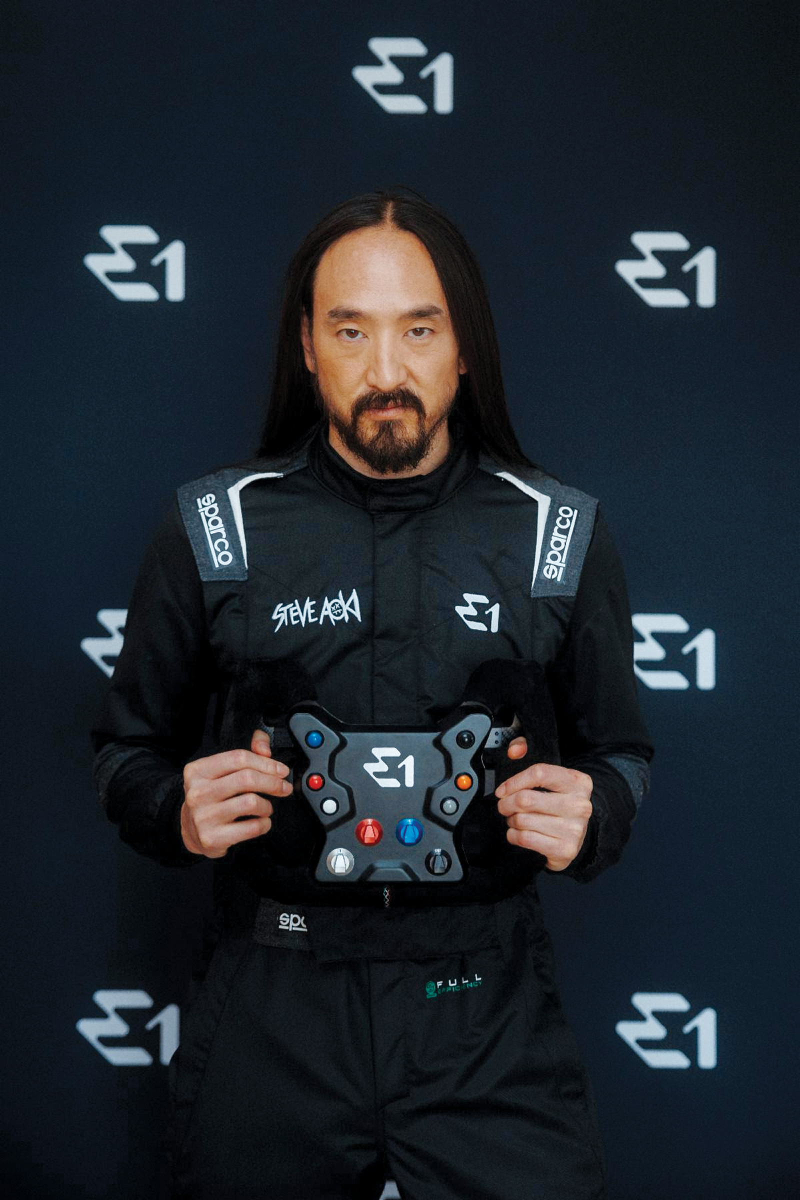 BTS - Steve Aoki y el electro trap: la fórmula que revitalizó 'MIC Drop' — Foto: Poker Runs America