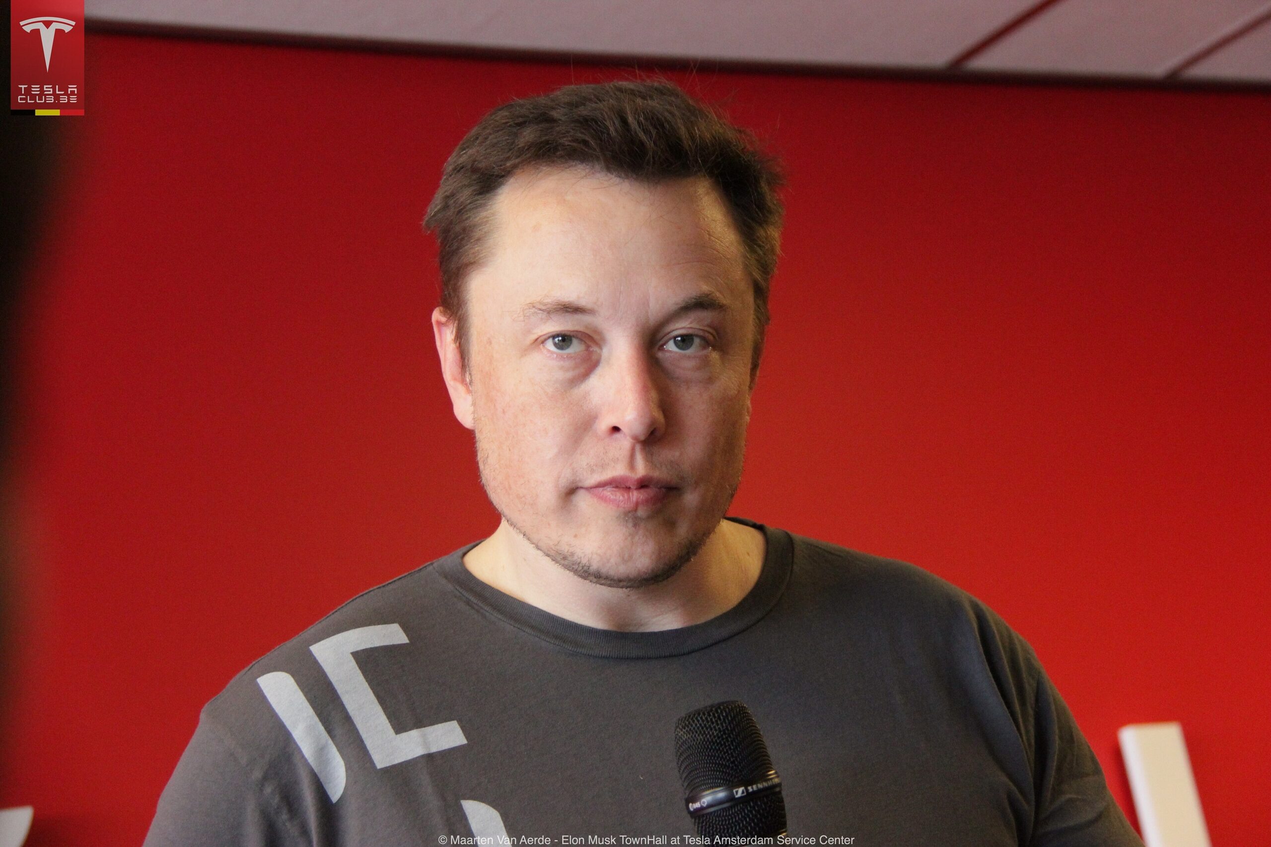 elon musk impulsa proyectos - Musk lanza la primera colonia de datos cuánticos en el espacio — Foto: Tesla Owners Club Belgium, CC BY 2.0