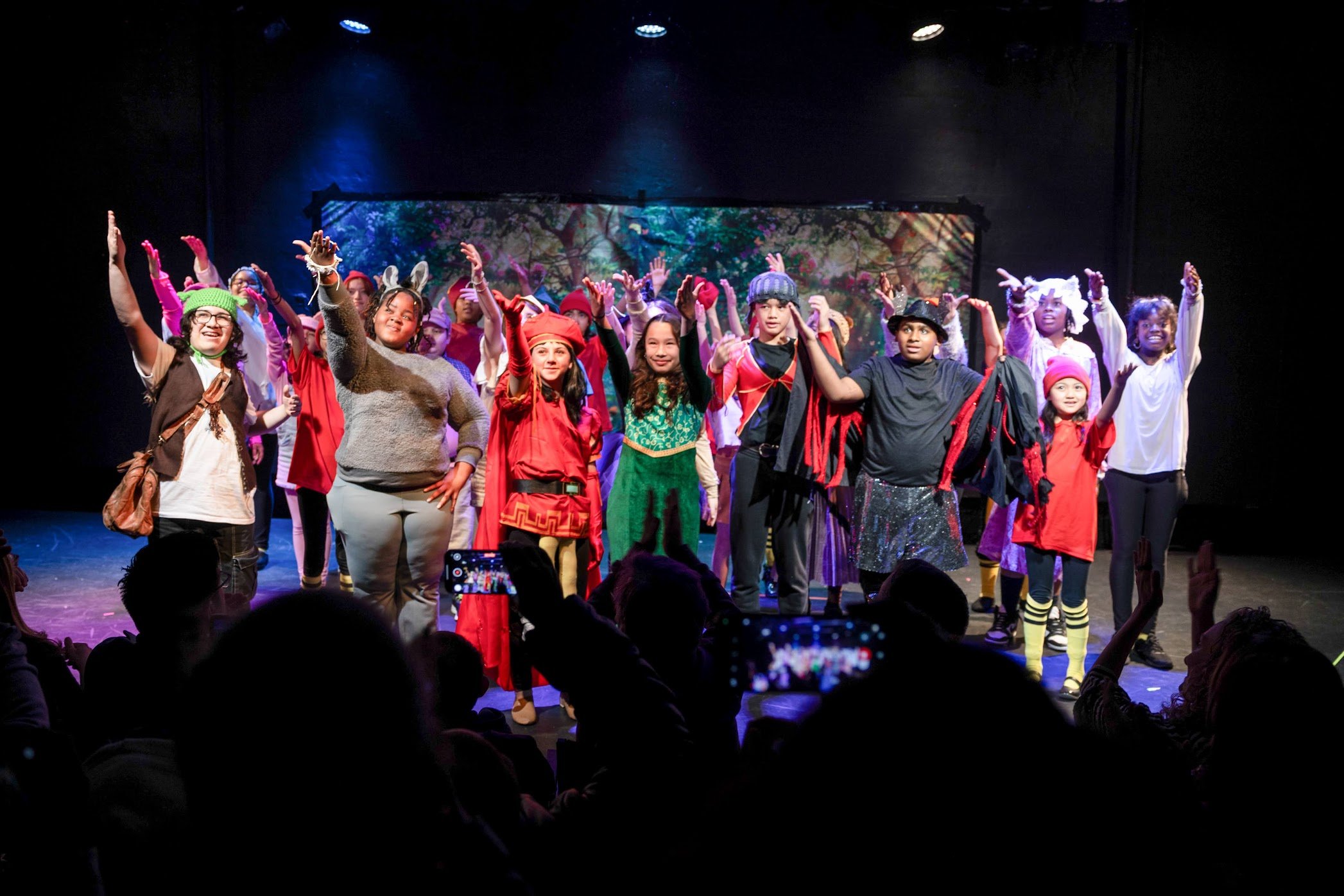 k-pop bts zarzuela toman - Espectáculos infantiles para toda la familia — Foto: Broadway Bound Kids