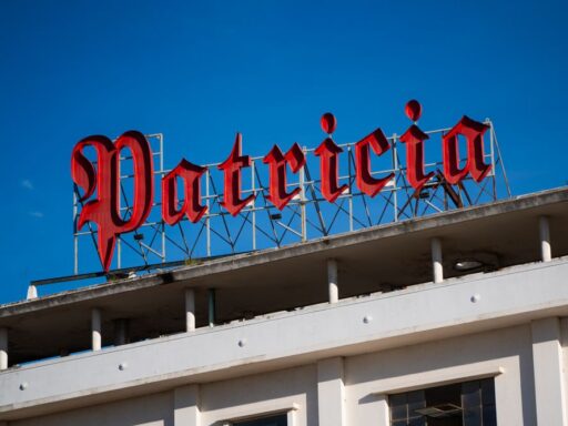 Cierre de la planta de cerveza Serrana - Portada Oficial