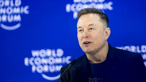 Conflicto IA entre Musk y Altman sacude la industria tecnológica