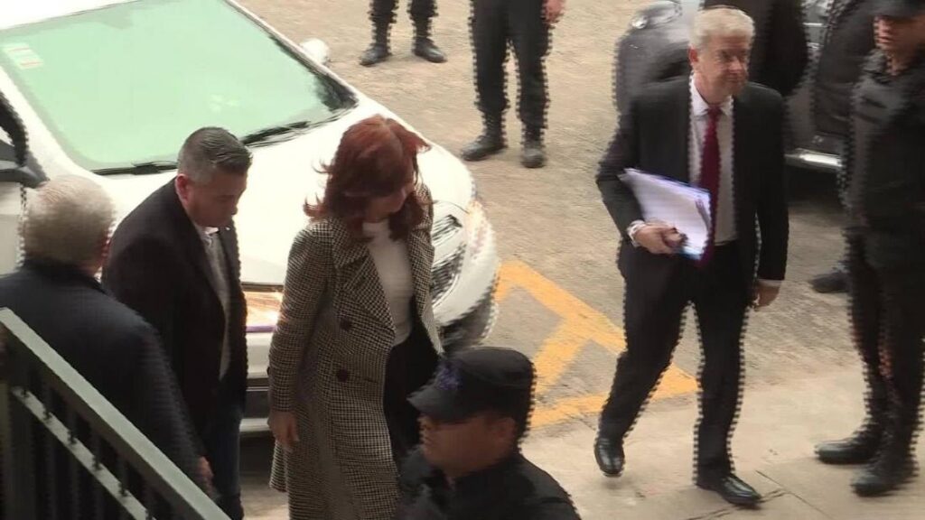 Cristina Fernández a prisión e inhabilitada por corrupta