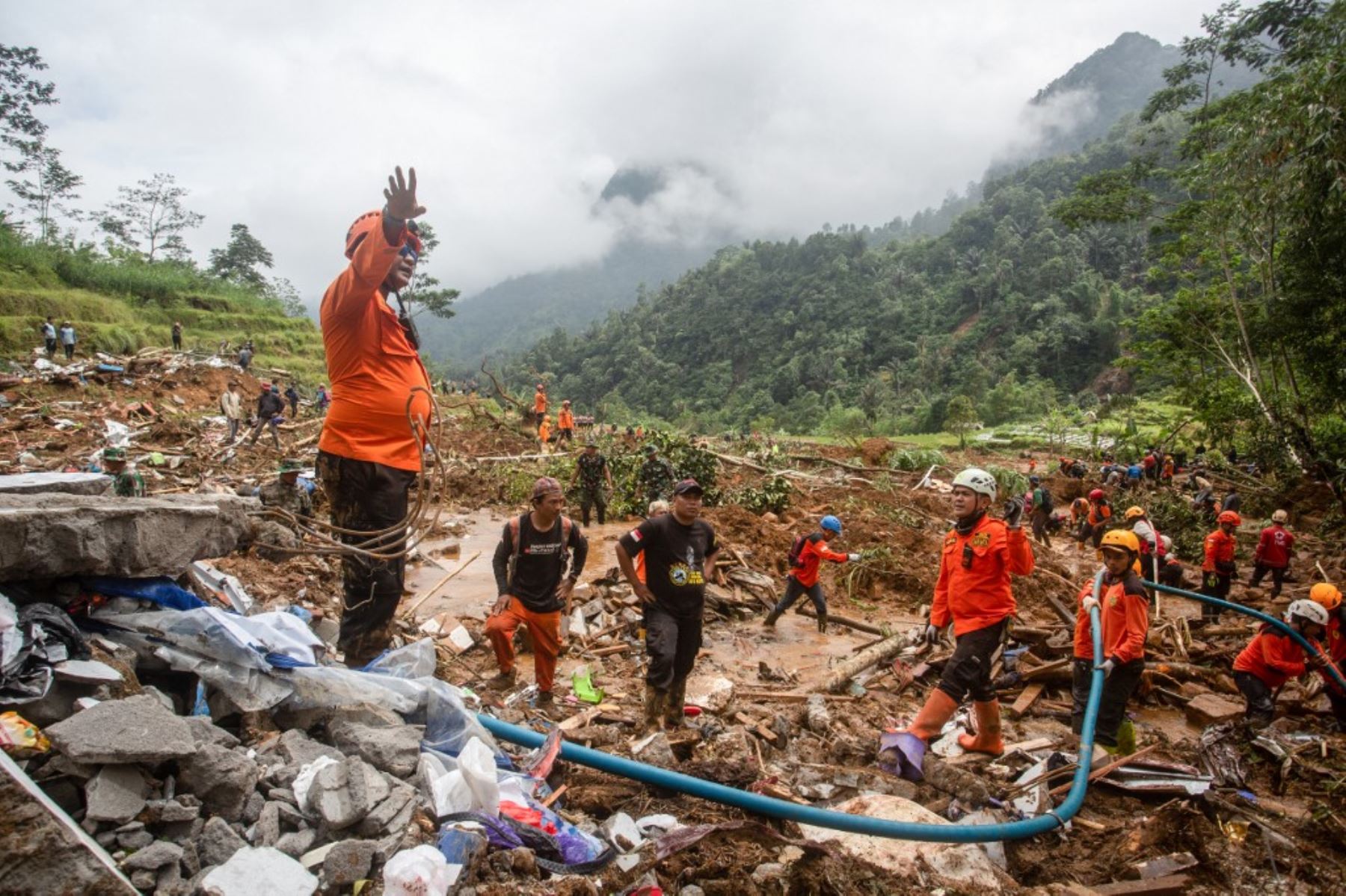 Desastres en Nepal: 4.247 desaparecidos tras inundaciones y alud