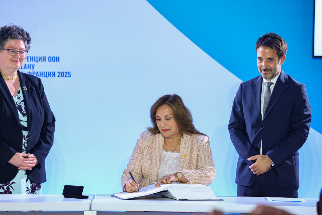 Dina Boluarte firma “Tratado de Alta Mar” en Cumbre de los Océanos 2025 ¿En algo afectará a Perú?