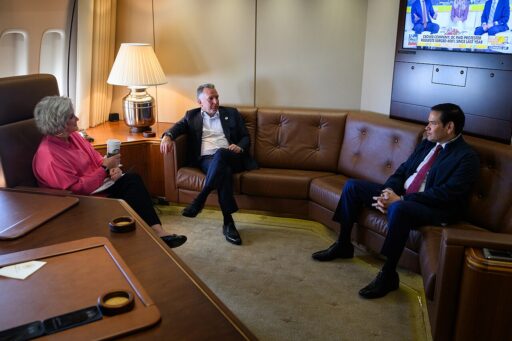 Director de la DEA acusa al dictador Maduro de colaborar con el ELN y las FARC para enviar droga a Estados Unidos