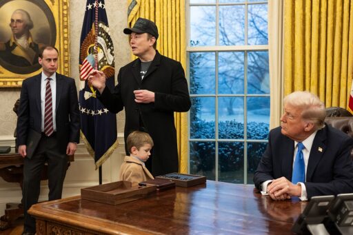 Donald Trump decreta protección de ingresos petroleros de Venezuela