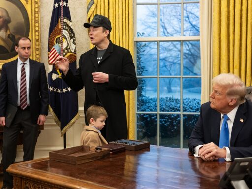 Donald Trump decreta protección de ingresos petroleros de Venezuela