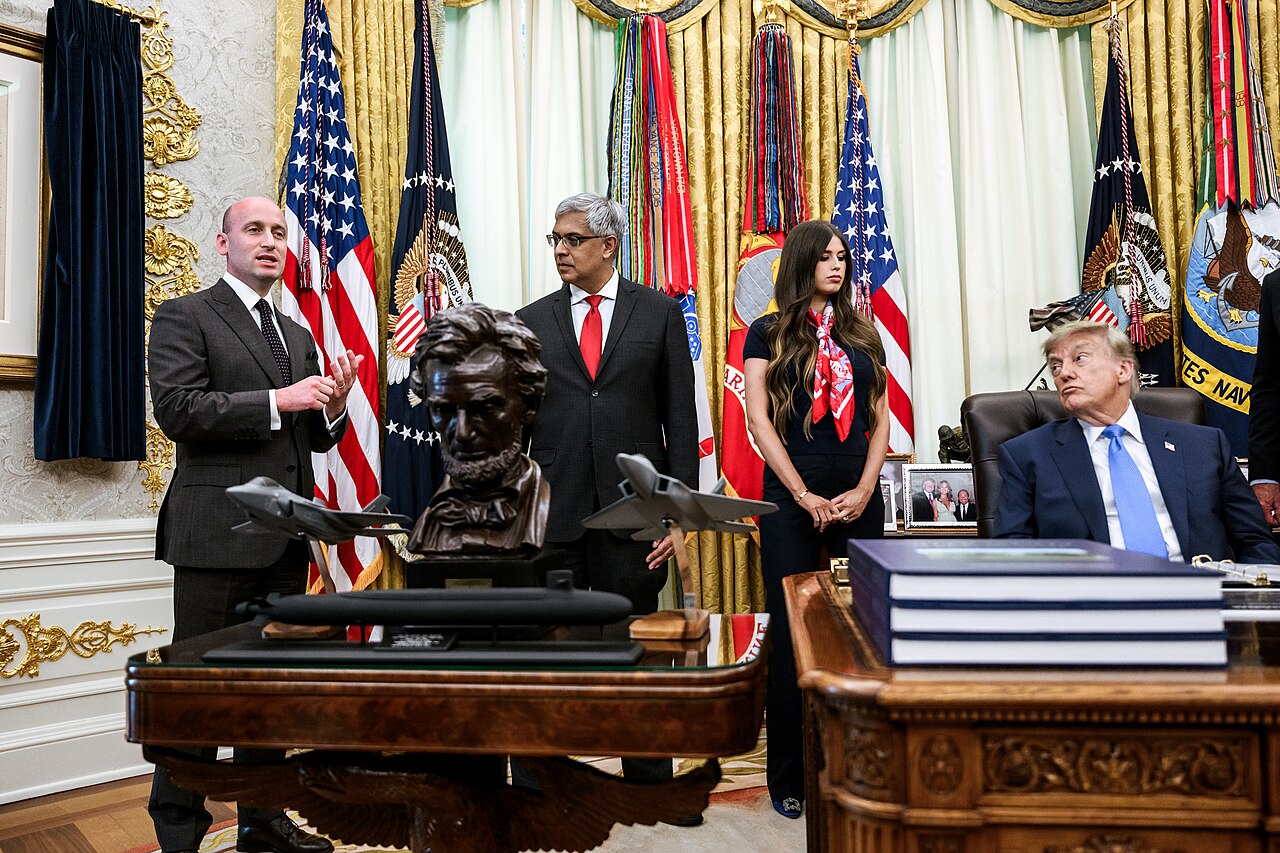 Donald Trump en acto oficial