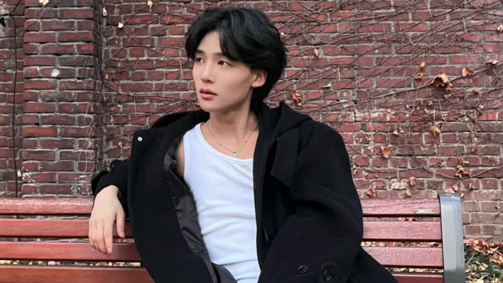 Yu Hyuk, desertor norcoreano, en concierto con su grupo de K‑Pop
