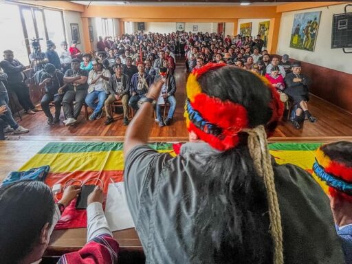 Ecuador: La Conaie convocó a un paro nacional indefinido en rechazo a la eliminación del subsidio del diésel