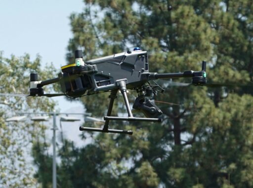 EE. UU. impone barreras a drones y robots, pero la escala de China cambia las reglas del juego