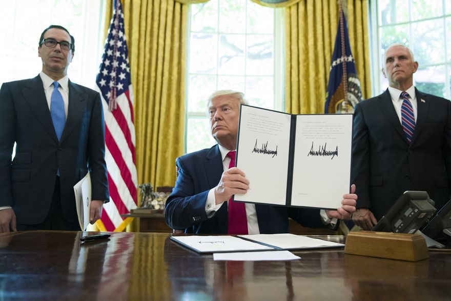 EE. UU. sanciona a 60 entidades iraníes para intensificar presión