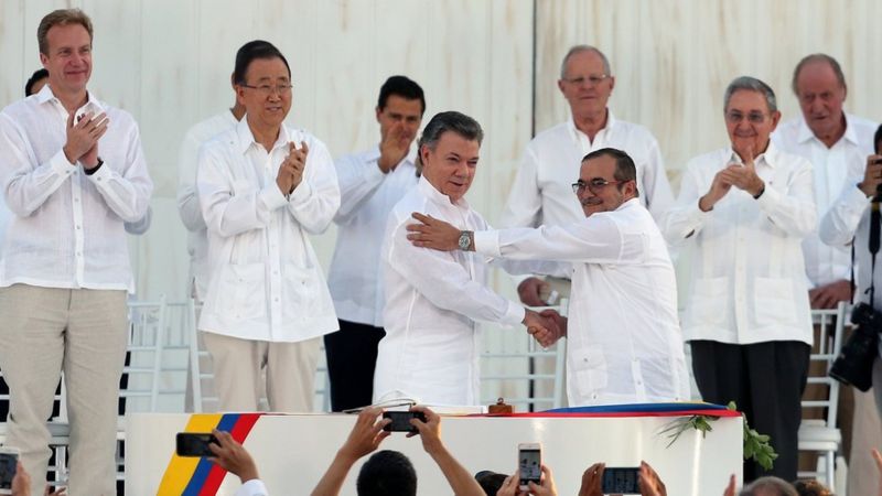 El dilema de los excombatientes tras la paz total en Colombia