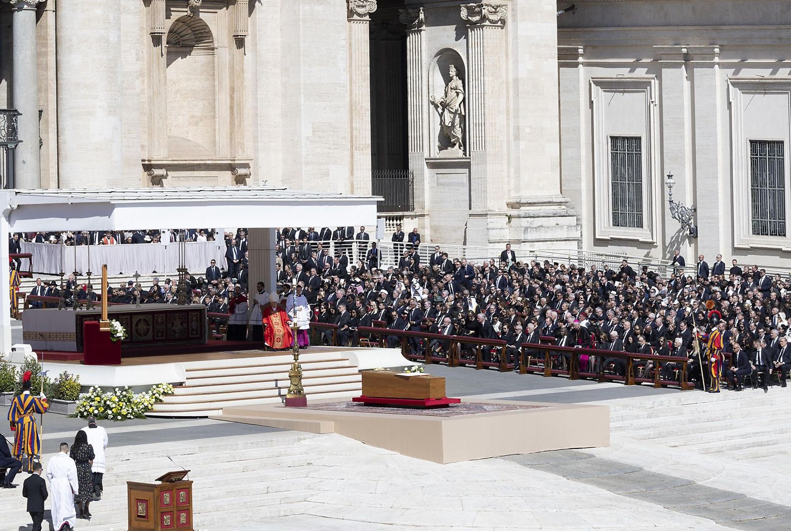 El Papa Francisco fallece a los 88 años ¿Qué pasará con la Iglesia Católica?