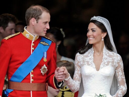El príncipe William y Kate Middleton se muestran muy románticos mientras celebran el aniversario de su boda en la isla de Mull