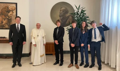 Elon Musk y su visita privada al papa Francisco con una confesión sobre el futuro: “La tecnología nos salvará