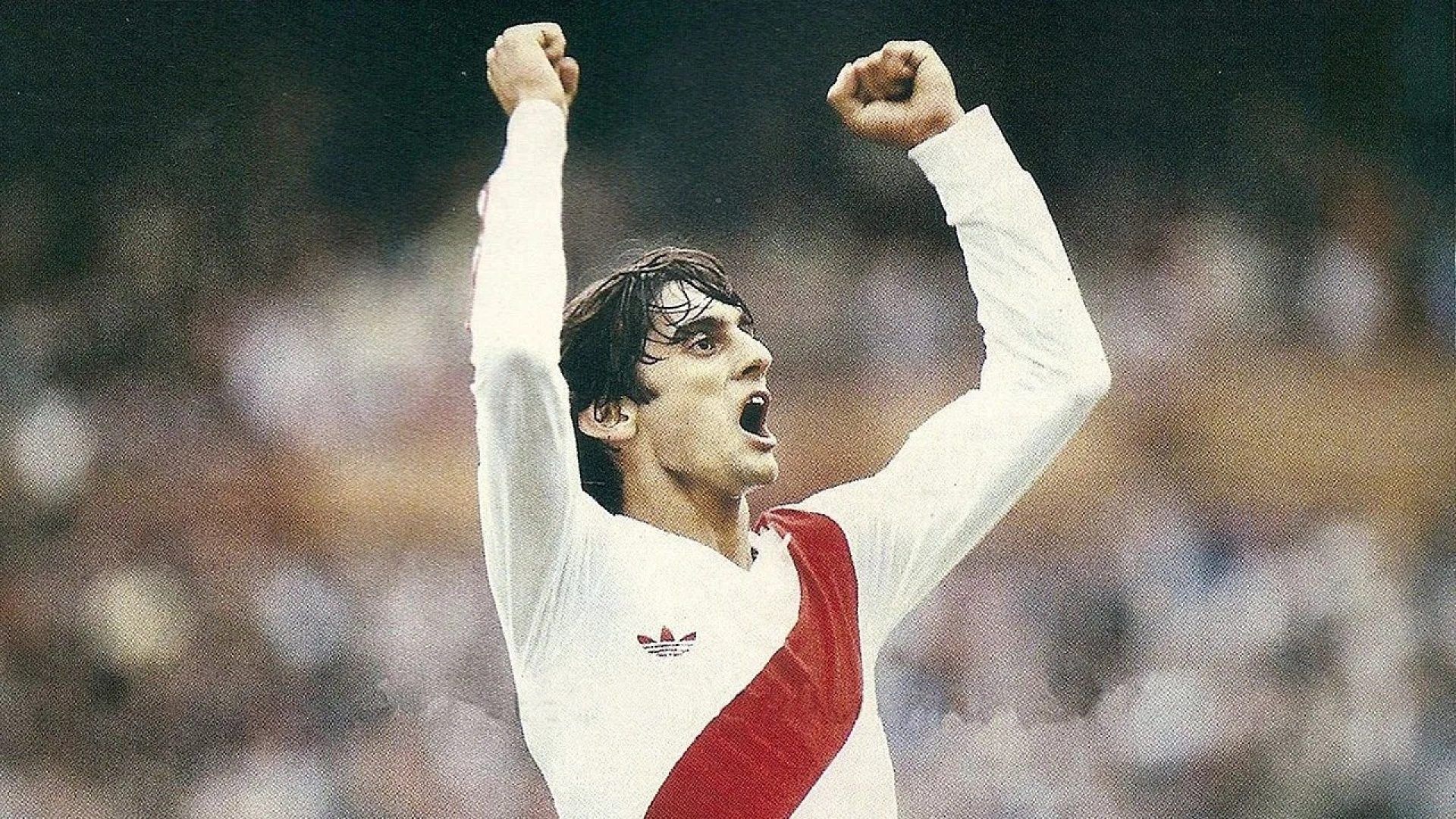 Enzo Francescoli: el poeta del fútbol que enamoró a Uruguay