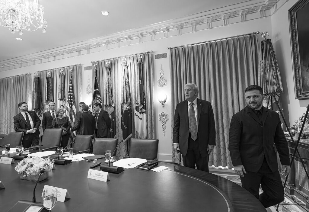 Estados Unidos aumenta los aranceles a China en un 145%