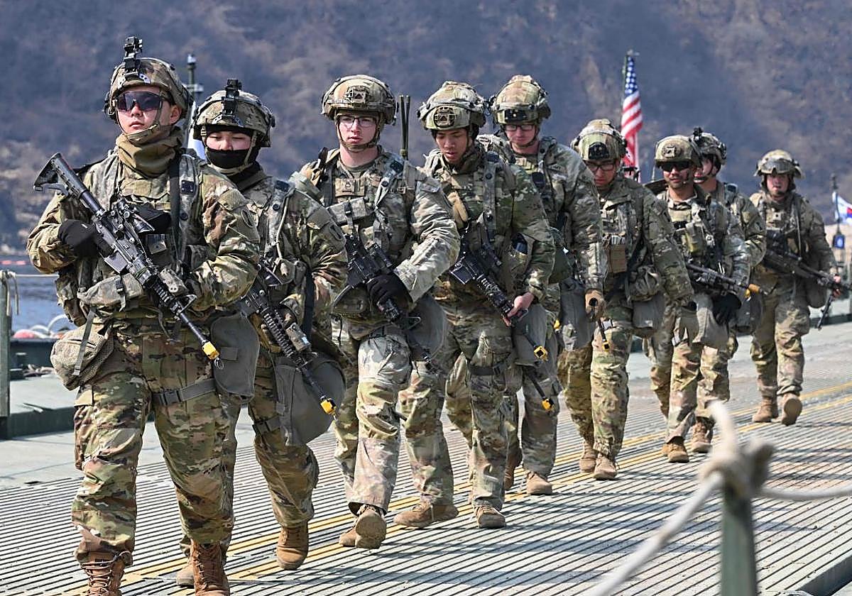 Estados Unidos envía su fuerza militar al Caribe: Venezuela denuncia invasión