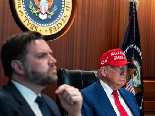 Green card visas eeuu: Trump lleva a cuatro estados a juicio por ayudas a estudiantes indocumentados