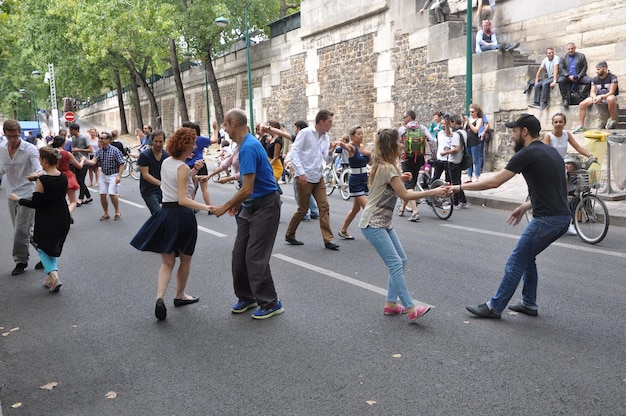 Increíble historia de la fiebre del baile de 1518 y sus misterios