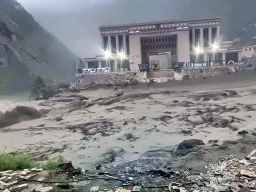 Inundación que arrasó la frontera Nepal‑China: los últimos minutos