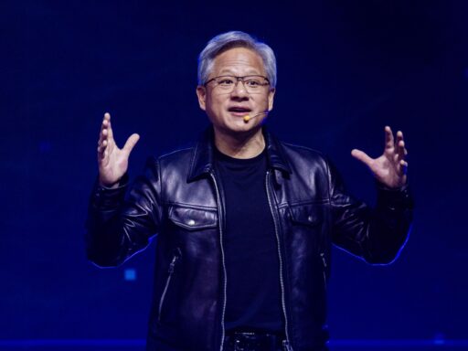 Imagen ilustrativa de Jensen Huang, el inmigrante al que Silicon Valley paga peaje …