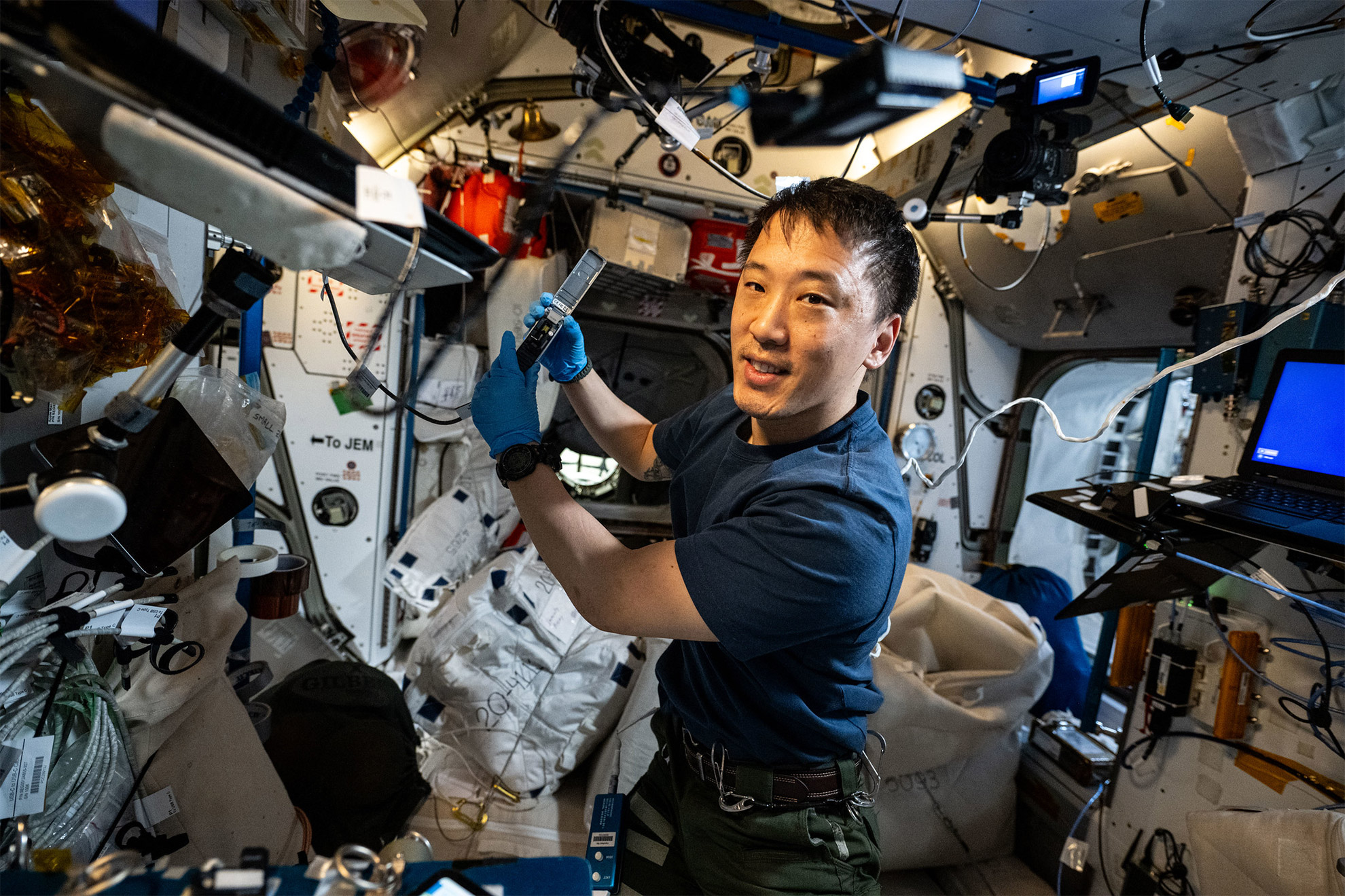 Jonny Kim deja la NASA: claves de su partida y el futuro espacial