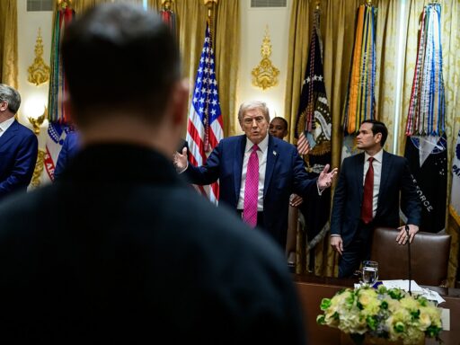 Jueza Federal da un revés a planes de deportación de Donald Trump
