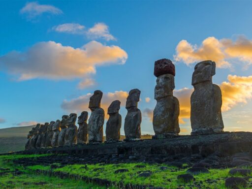 Los misterios de los moáis: 6 teorías que aún no se explican