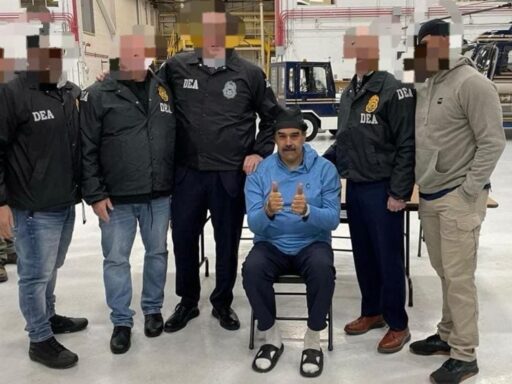 Maduro publica fotos por primera vez desde su encarcelamiento