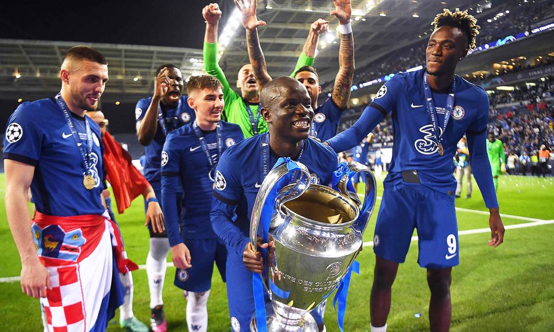 N'Golo Kanté: la magia del mediocampo que redefinió el fútbol