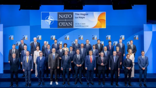 OTAN y la seguridad global en 2026: EE. UU. endurece reglas eléctricas