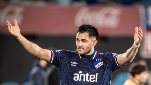 Maximiliano Gomez delantero de la seleccion uruguaya