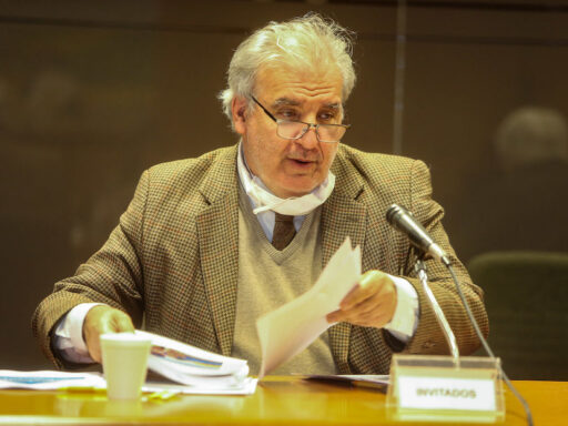 Reforma penitenciaria en Uruguay: Juan Miguel Petit frente a la prensa