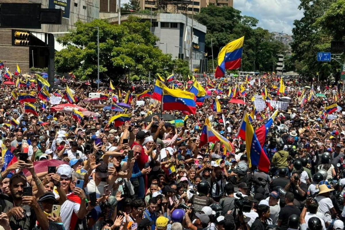 Reacciones en Caracas ante el histórico pacto petrolero con Estados Unidos