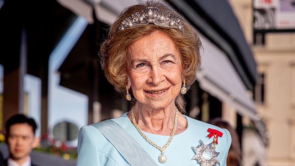 Imagen ilustrativa de Doña Sofía, la última reina de una era sigue haciendo historia: excepcional en su papel y cada vez más querida