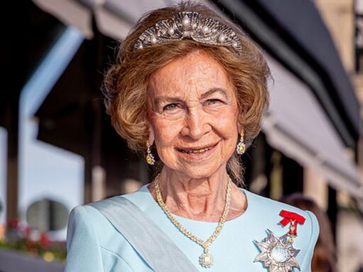 Imagen ilustrativa de Doña Sofía, la última reina de una era sigue haciendo historia: excepcional en su papel y cada vez más querida