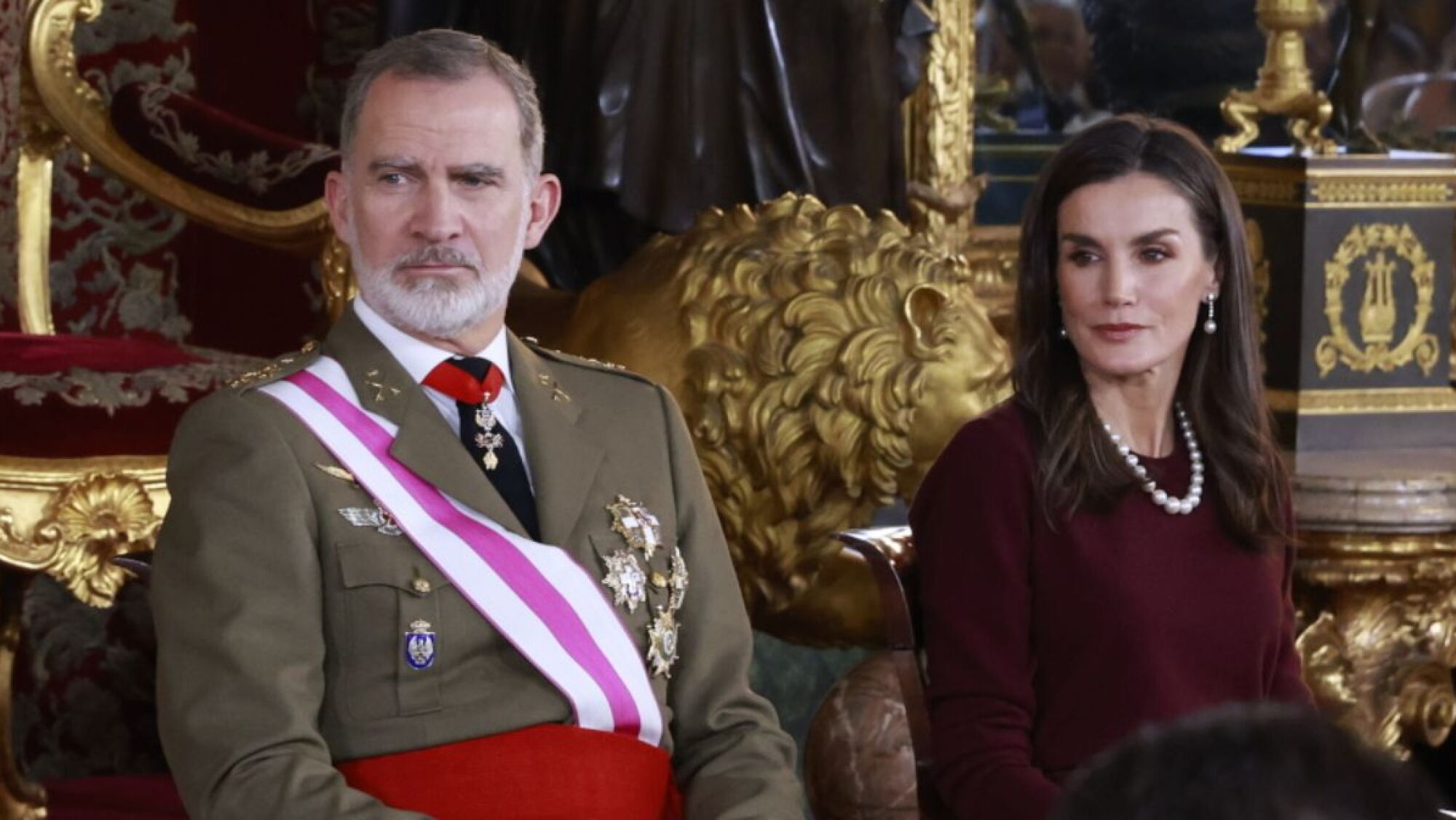 La Reina Letizia y el Rey Felipe VI en acto de gala