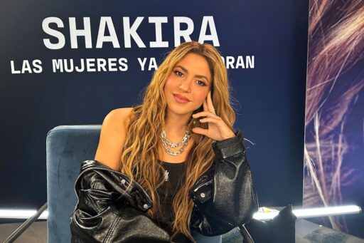 Shakira en concierto durante su gira norteamericana