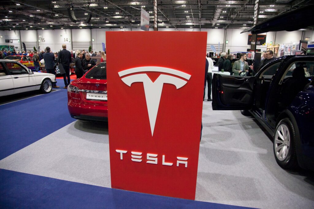 Tesla llegó a Uruguay y sus precios encantan a los usuarios