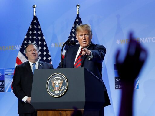 Trump amenaza a la OTAN con sufrir “un futuro muy malo” si los aliados no le ayudan a reabrir el estrecho de Ormuz