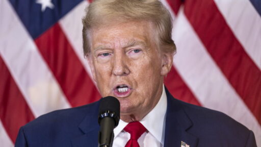 Trump publica foto como presidente de Venezuela