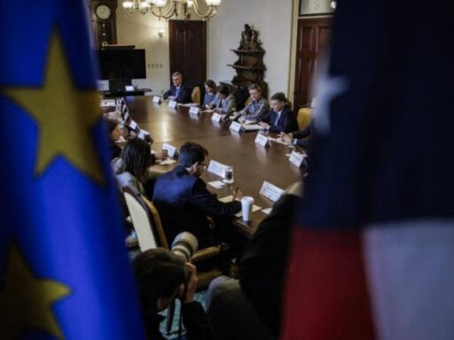 Unión Europea propone cobro de aranceles a empresas como Shein y Temu