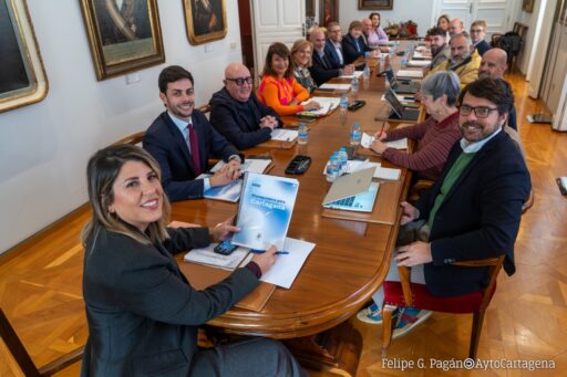 Uruguay revisa su presupuesto nacional 2026 en medio de desafíos económicos