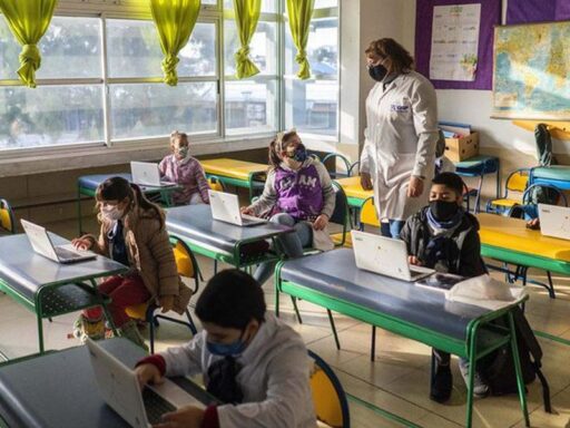 Uruguay y la Educación Pública
